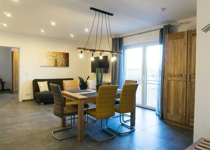 2 Im Kirschbluetenhof * אינגלהיים אם ריין