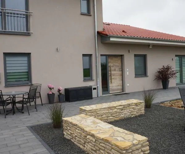 דירה 2 Im Kirschbluetenhof *